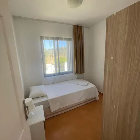 Pleasent Sunset In Cesme-site Soley 17 فيلة